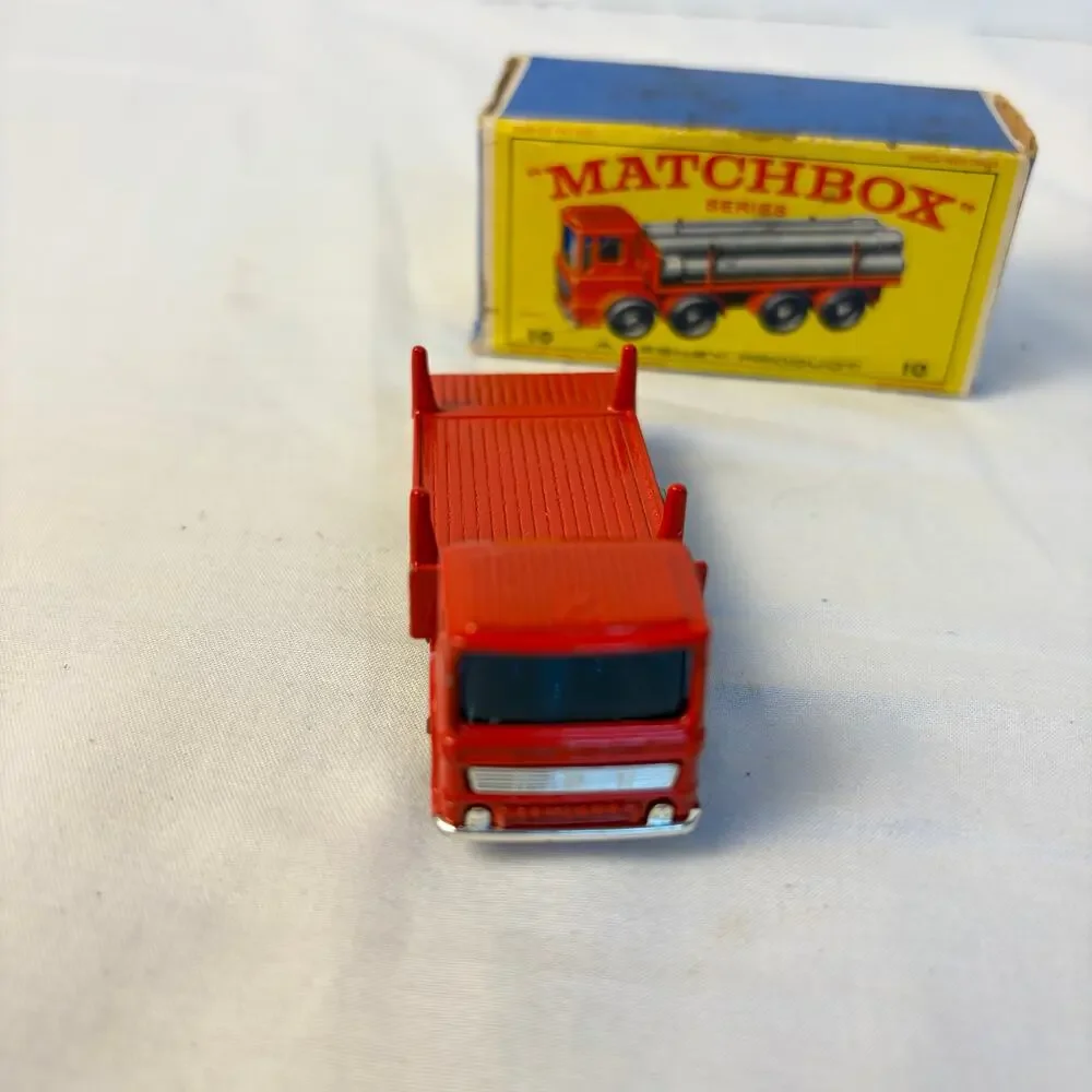 VTG Lesney Matchbox #10 Pipe Truck with original box, loose pipes included 1960s